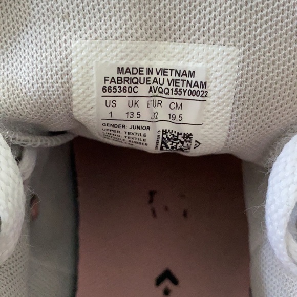 Youth Converse - Picture 5 of 5